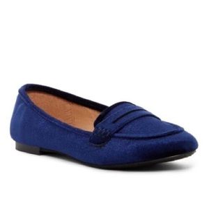 madden girl, navy blue velvet/suede loafers